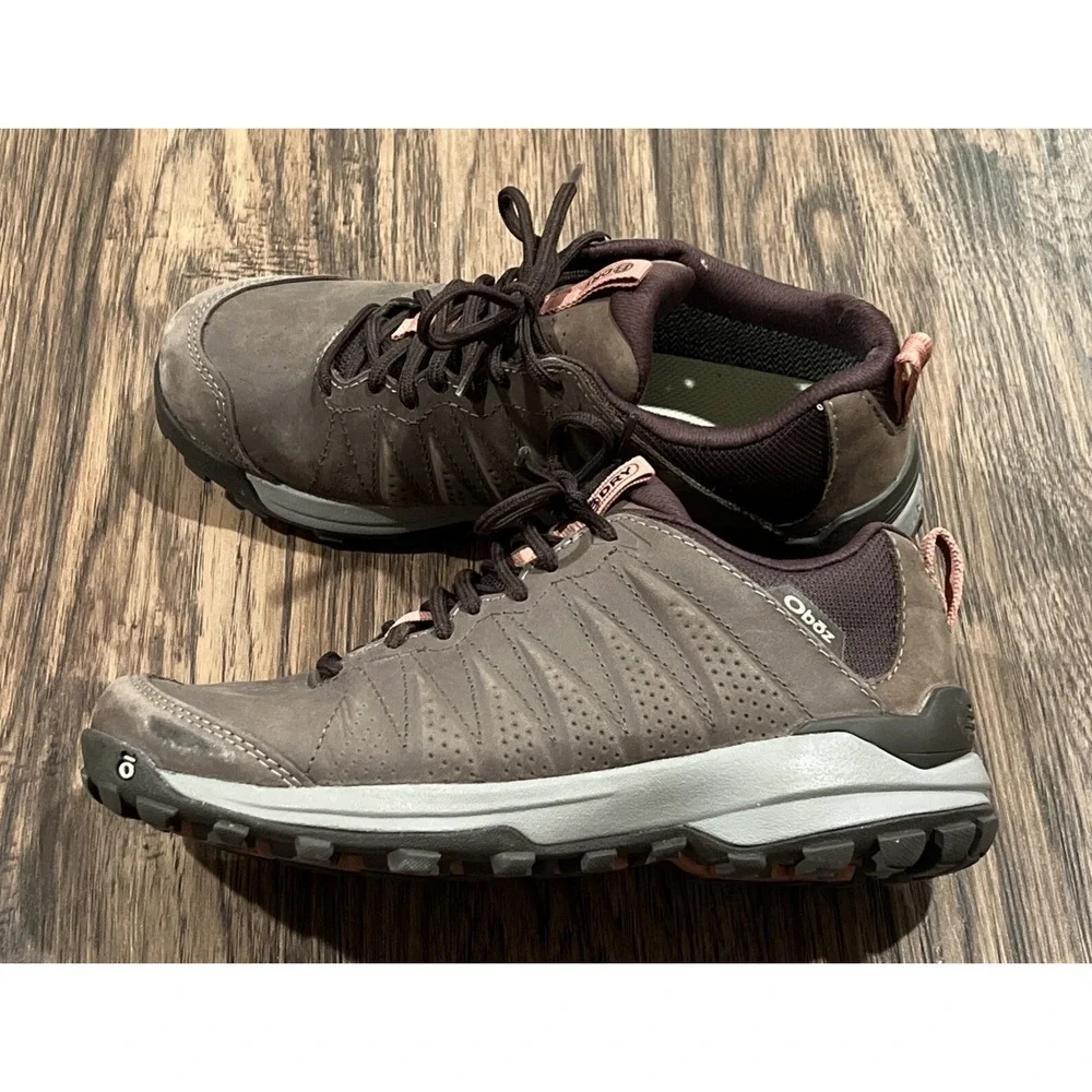 Oboz Womens Sypes Low Leather B-Dry Hiking Shoes Sneakers Peppercorn Size 7.5M